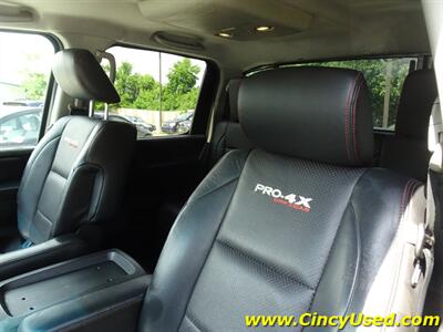 2012 Nissan Titan PRO-4X  5.6L V8 4WD - Photo 10 - Cincinnati, OH 45255