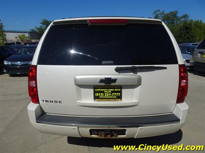 2013 Chevrolet Tahoe LTZ 5.3L V8  4X4 - Photo 8 - Cincinnati, OH 45255