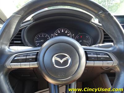 2020 Mazda MAZDA3 Select   - Photo 21 - Cincinnati, OH 45255
