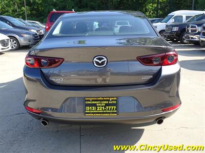 2020 Mazda MAZDA3 Select   - Photo 9 - Cincinnati, OH 45255