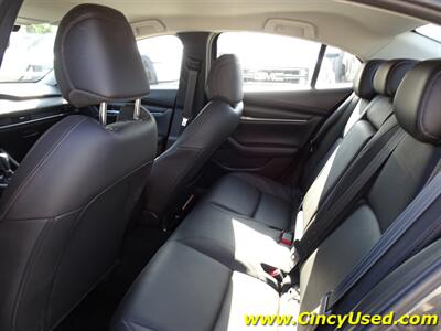 2020 Mazda MAZDA3 Select   - Photo 14 - Cincinnati, OH 45255