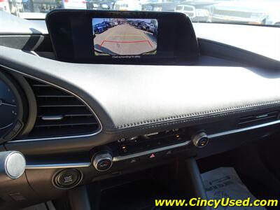 2020 Mazda MAZDA3 Select   - Photo 20 - Cincinnati, OH 45255