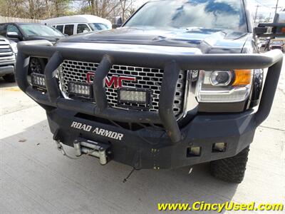 2016 GMC Sierra 2500HD Denali   - Photo 10 - Cincinnati, OH 45255