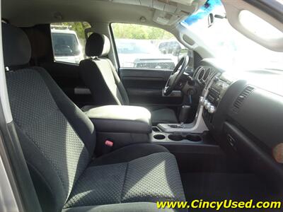 2007 Toyota Tundra SR5  5.7L V8 4X4 - Photo 15 - Cincinnati, OH 45255