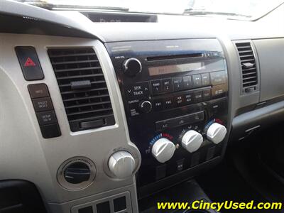 2007 Toyota Tundra SR5  5.7L V8 4X4 - Photo 17 - Cincinnati, OH 45255