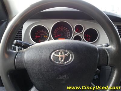 2007 Toyota Tundra SR5  5.7L V8 4X4 - Photo 19 - Cincinnati, OH 45255