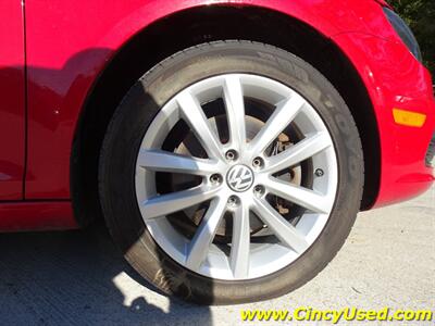 2014 Volkswagen Eos Komfort 2.0L I4 FWD   - Photo 31 - Cincinnati, OH 45255