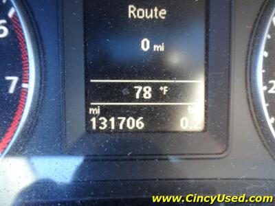 2014 Volkswagen Eos Komfort 2.0L I4 FWD   - Photo 19 - Cincinnati, OH 45255