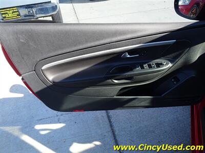 2014 Volkswagen Eos Komfort 2.0L I4 FWD   - Photo 27 - Cincinnati, OH 45255