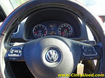 2014 Volkswagen Eos Komfort 2.0L I4 FWD   - Photo 18 - Cincinnati, OH 45255