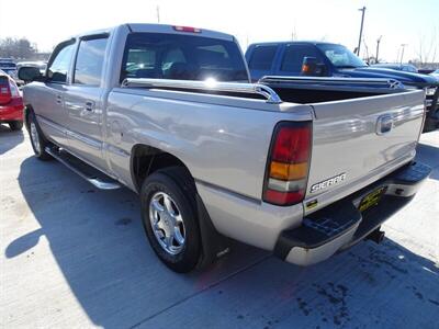 2005 GMC Sierra 1500 Denali   - Photo 7 - Cincinnati, OH 45255