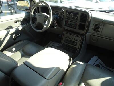 2005 GMC Sierra 1500 Denali   - Photo 18 - Cincinnati, OH 45255