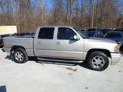 2005 GMC Sierra 1500 Denali   - Photo 5 - Cincinnati, OH 45255