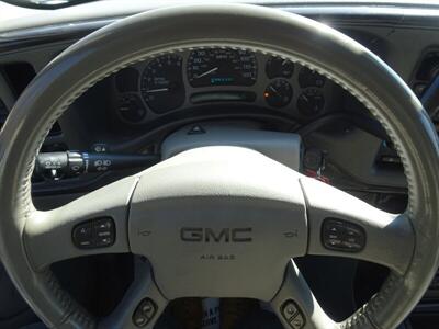 2005 GMC Sierra 1500 Denali   - Photo 34 - Cincinnati, OH 45255