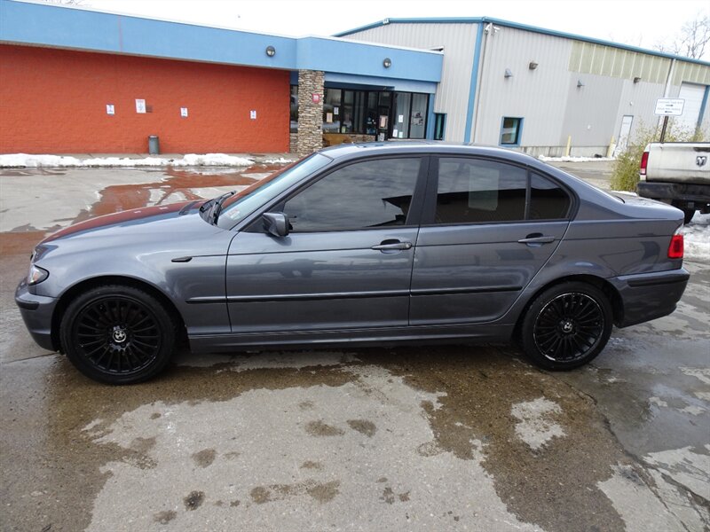2002 BMW 3 Series 325xi I6 AWD - Photo 7 - Cincinnati, OH 45255