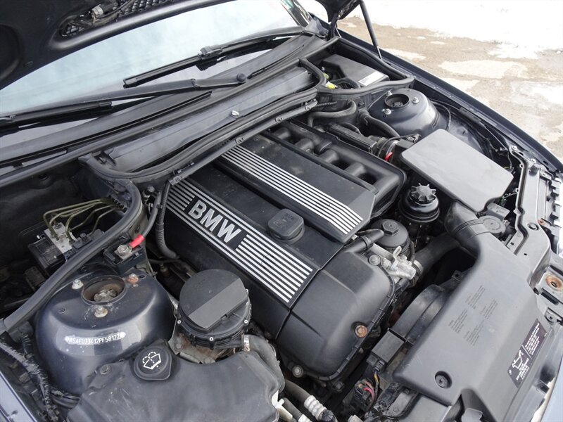 2002 BMW 3 Series 325xi I6 AWD - Photo 29 - Cincinnati, OH 45255