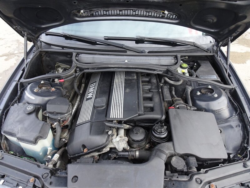 2002 BMW 3 Series 325xi I6 AWD - Photo 30 - Cincinnati, OH 45255