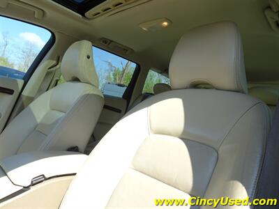 2008 Volvo XC70 3.2   - Photo 11 - Cincinnati, OH 45255