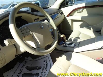 2008 Volvo XC70 3.2   - Photo 12 - Cincinnati, OH 45255