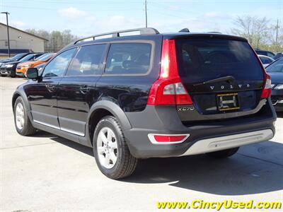 2008 Volvo XC70 3.2   - Photo 9 - Cincinnati, OH 45255