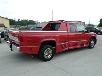 1995 Chevrolet C/K 3500 Series C3500 Silverado   - Photo 6 - Cincinnati, OH 45255