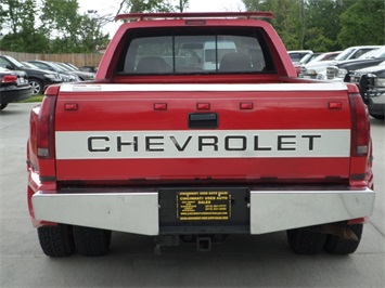 1995 Chevrolet C/K 3500 Series C3500 Silverado   - Photo 5 - Cincinnati, OH 45255