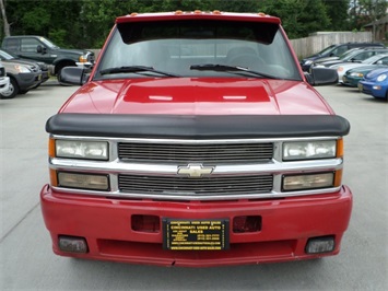 1995 Chevrolet C/K 3500 Series C3500 Silverado   - Photo 2 - Cincinnati, OH 45255