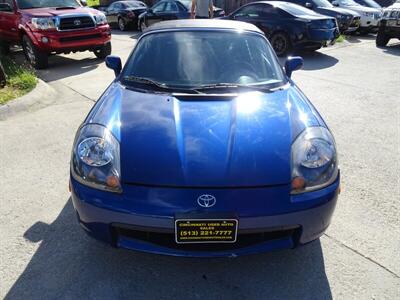 2002 Toyota MR2 Spyder   - Photo 2 - Cincinnati, OH 45255