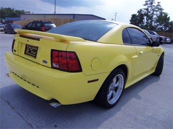 2002 Ford Mustang GT   - Photo 13 - Cincinnati, OH 45255