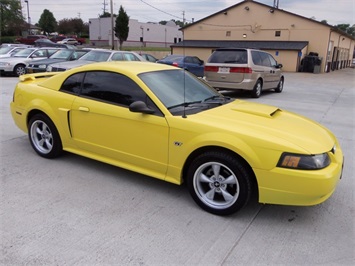 2002 Ford Mustang GT   - Photo 1 - Cincinnati, OH 45255