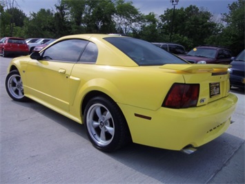 2002 Ford Mustang GT   - Photo 12 - Cincinnati, OH 45255