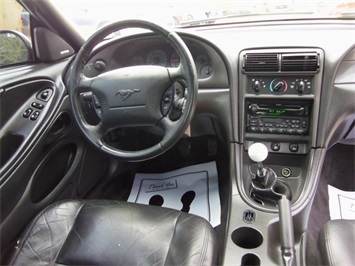 2002 Ford Mustang GT   - Photo 7 - Cincinnati, OH 45255