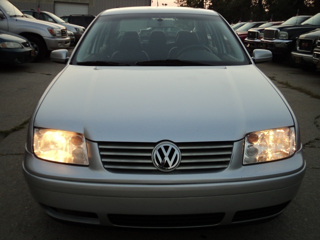 2002 Volkswagen Jetta GLX - Photo 2 - Cincinnati, OH 45255