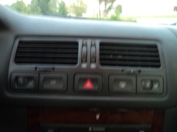 2002 Volkswagen Jetta GLX   - Photo 17 - Cincinnati, OH 45255