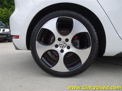 2011 Volkswagen GTI   - Photo 5 - Cincinnati, OH 45255