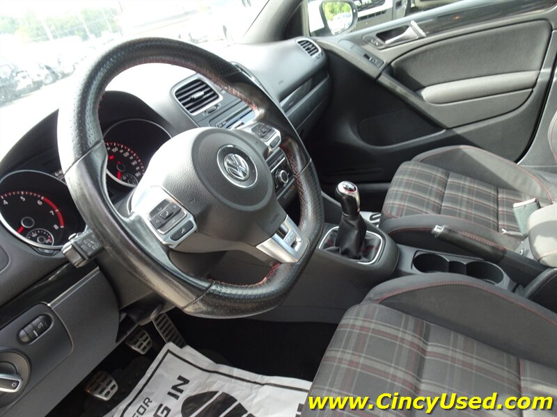 2011 Volkswagen GTI - Photo 18 - Cincinnati, OH 45255