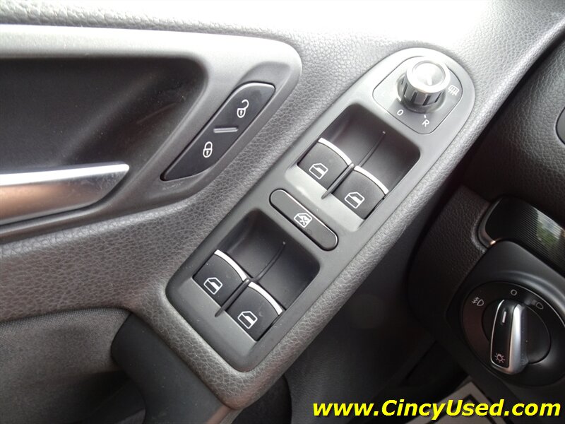 2011 Volkswagen GTI - Photo 34 - Cincinnati, OH 45255