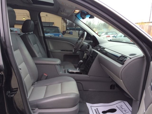 2005 Mercury Montego Luxury - Photo 8 - Cincinnati, OH 45255