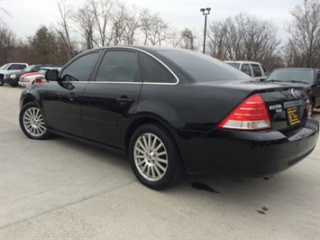 2005 Mercury Montego Luxury - Photo 12 - Cincinnati, OH 45255