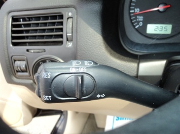 2002 Volkswagen Jetta GLS   - Photo 15 - Cincinnati, OH 45255