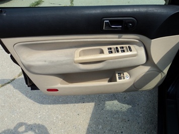 2002 Volkswagen Jetta GLS   - Photo 25 - Cincinnati, OH 45255