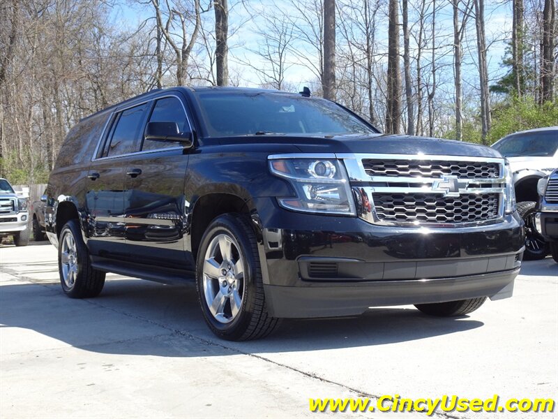 2018 Chevrolet Suburban LT - Photo 4 - Cincinnati, OH 45255
