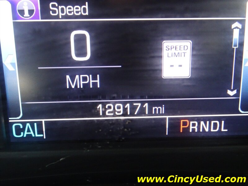 2018 Chevrolet Suburban LT - Photo 22 - Cincinnati, OH 45255