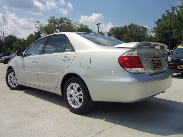 2006 Toyota Camry SE for sale in Cincinnati, OH