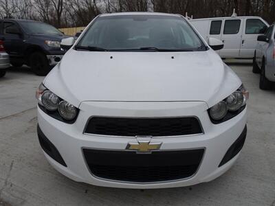 2014 Chevrolet Sonic LT Auto   - Photo 2 - Cincinnati, OH 45255