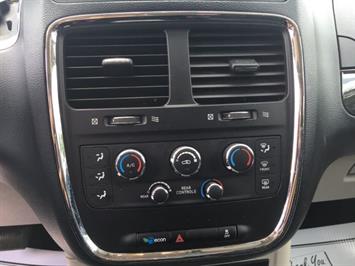 2012 Dodge Grand Caravan SE   - Photo 21 - Cincinnati, OH 45255