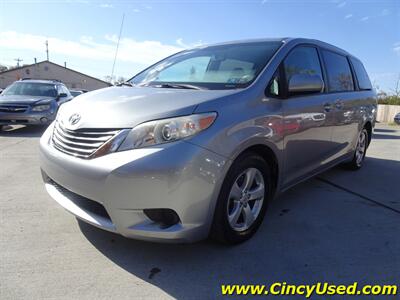 2011 Toyota Sienna LE 8-Passenger   - Photo 3 - Cincinnati, OH 45255