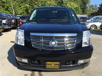 2009 Cadillac Escalade ESV   - Photo 2 - Cincinnati, OH 45255