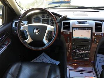 2009 Cadillac Escalade ESV   - Photo 7 - Cincinnati, OH 45255