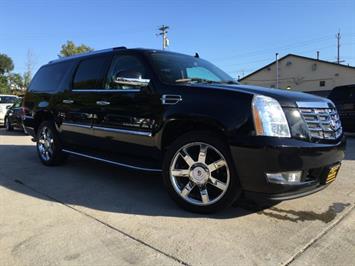 2009 Cadillac Escalade ESV   - Photo 11 - Cincinnati, OH 45255